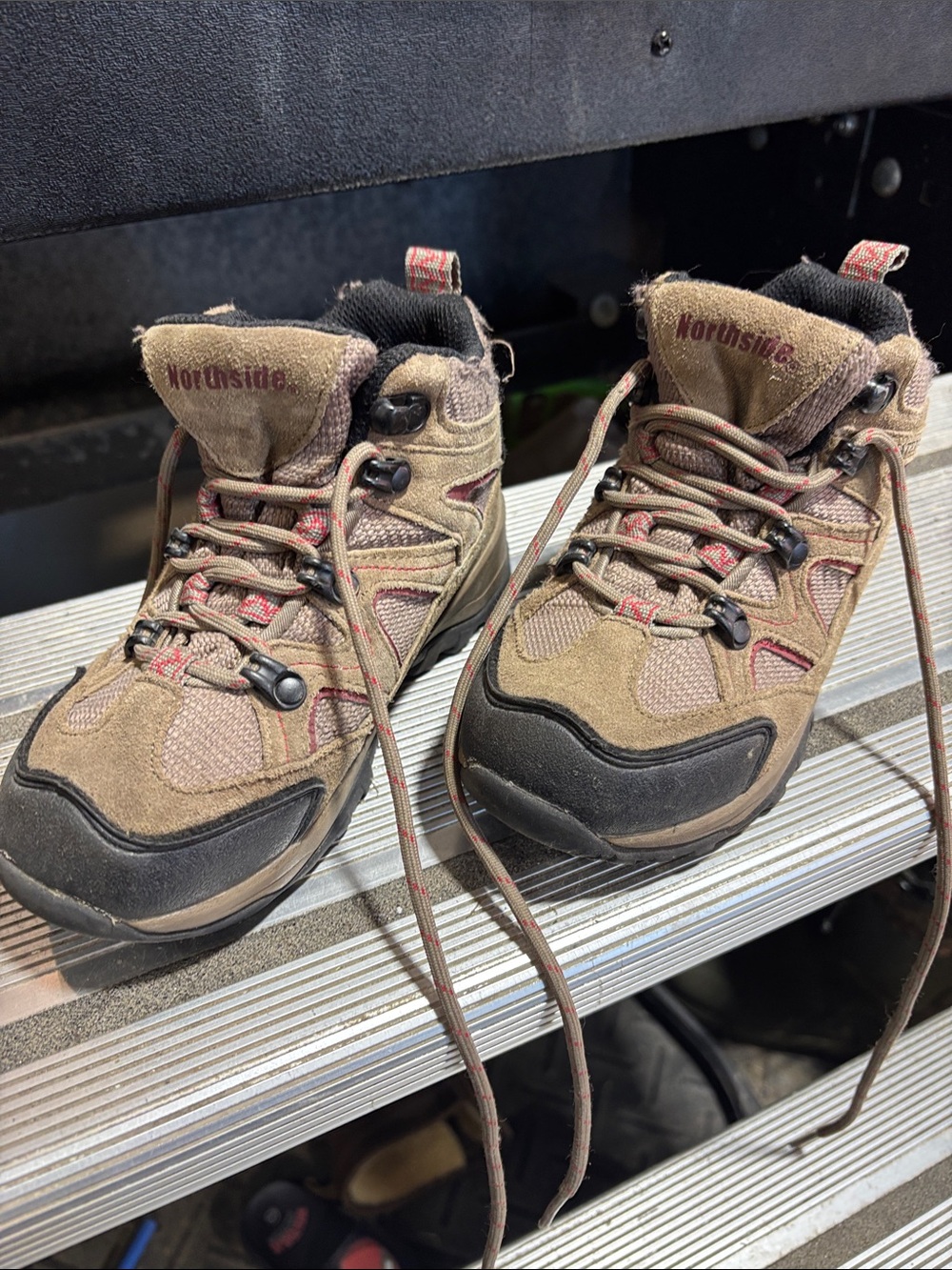 Boys size 13 waterproof hiking boots